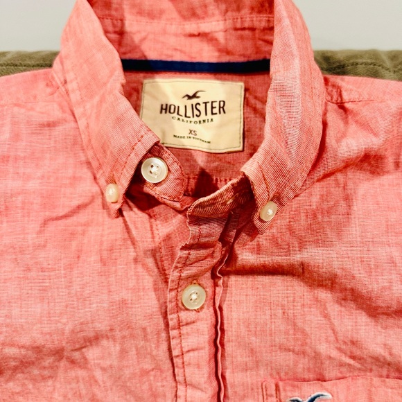 Hollister Long Sleeved Button Down Shirt - Picture 2 of 2